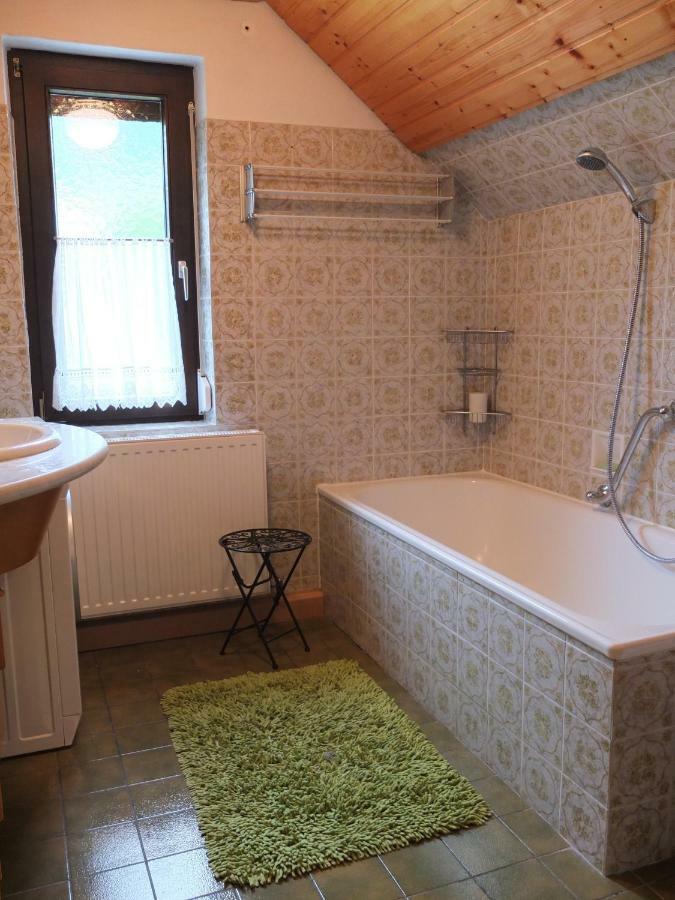 אלטמונסטר Ferienhaus In Der Schlipfing Mit Garten מראה חיצוני תמונה